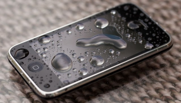 3 large What To Do To Save Your Wet Mobile Device