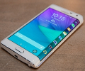 Samsung Galaxy Note Edge: The Right-side Curved Edge Infinity-pool Like Phablet