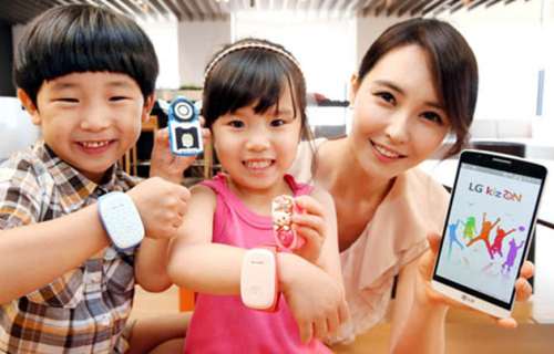 2 large LG Unveils KizON  a ChildTracking Wristband