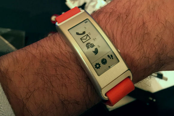 2 full Lenovo Steps Into Wearables With Its Vibe Band VB10 2 full Lenovo Steps Into Wearables With Its Vibe Band VB10