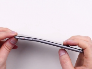 1 medium iPhone 6 Plus Gets Bent Out of Shape Literally  Will Apple Replace Bent iPhone 6 Plus Models